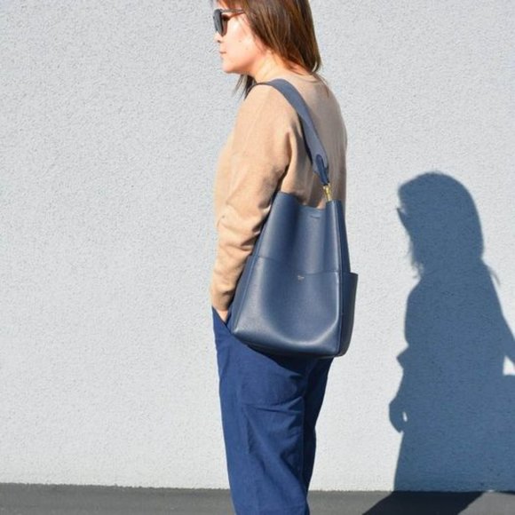 **SOLD** Celine Sangle bucket bag - Picture 11 of 12